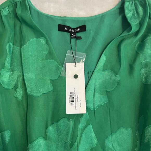 Strut Bolt Top Womens Large Green Bodysuit Four Leaf Clover St Patricks Day - Picture 7 of 13